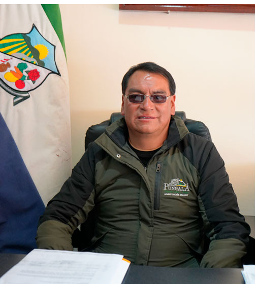 Sr. Víctor Simbaña Rumipamba 
